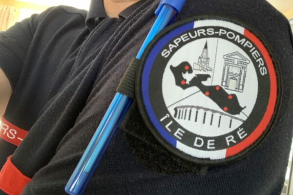 Porte-stylo à scratcher – Image 2