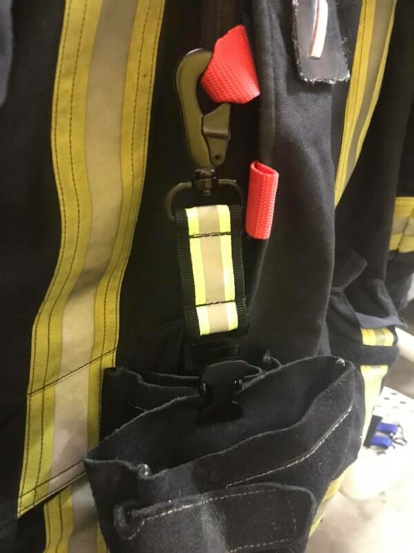 Scratch pour veste de feu pompiers – Image 10