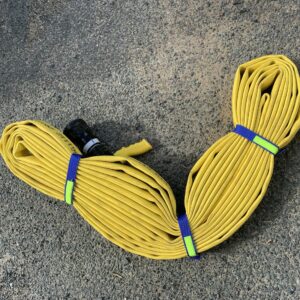 Attache tuyaux en écheveaux par 3