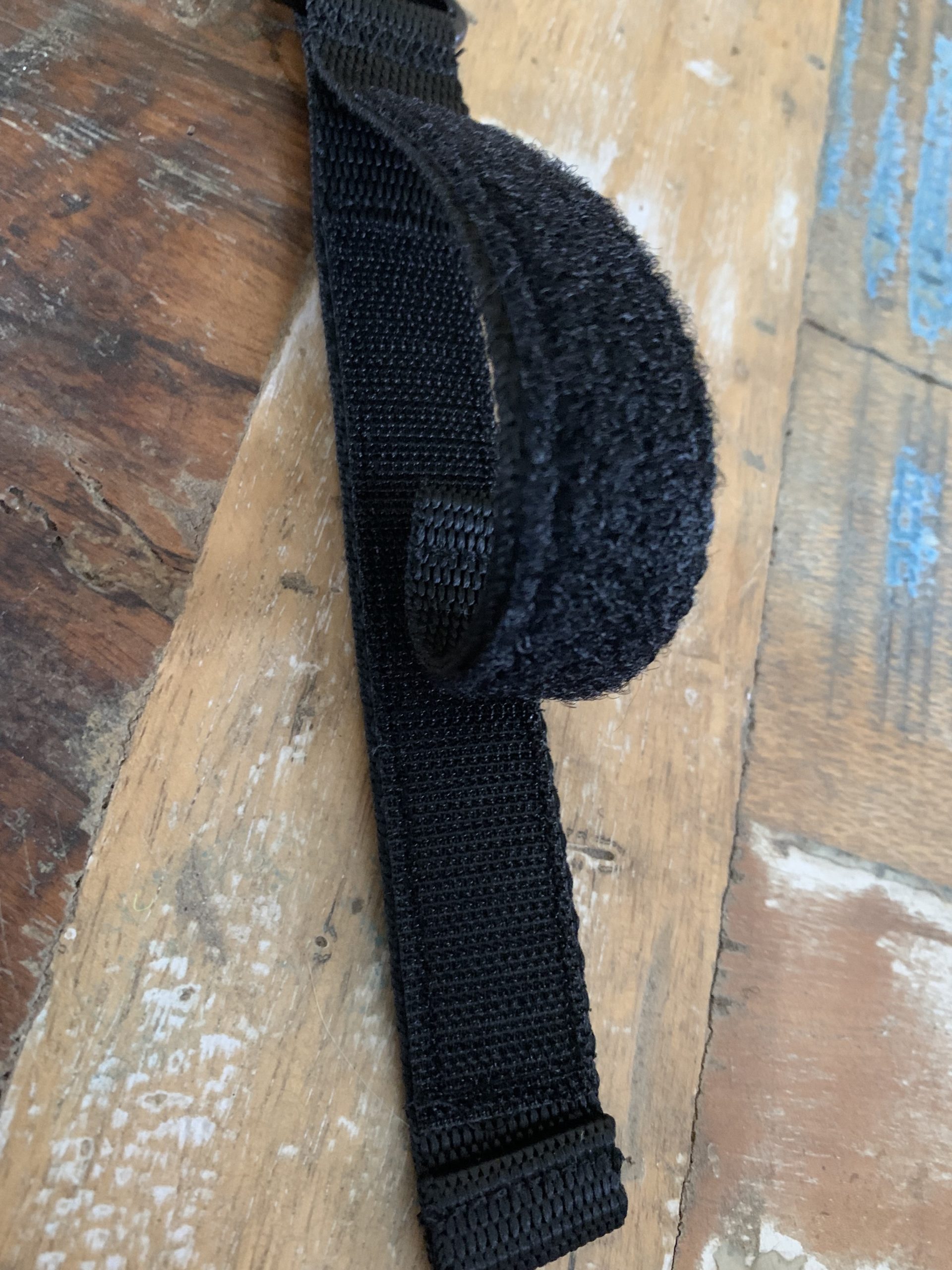 Clip porte-gants avec mousqueton – Fire Island Accessoires