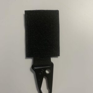 Scratch avec mousqueton tactique noir pour veste pompier
